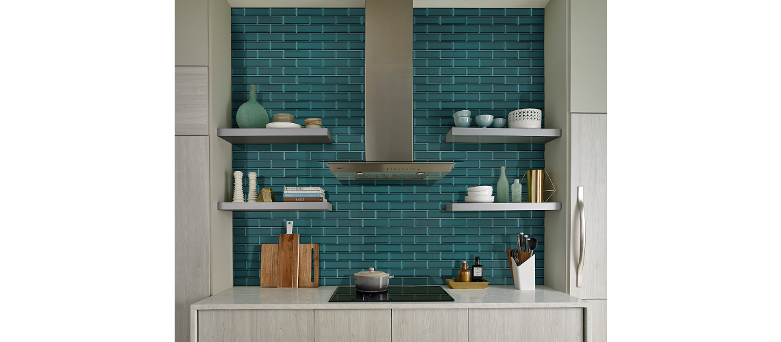 VERDE AZUL 2.5X8X8MM BEVELED